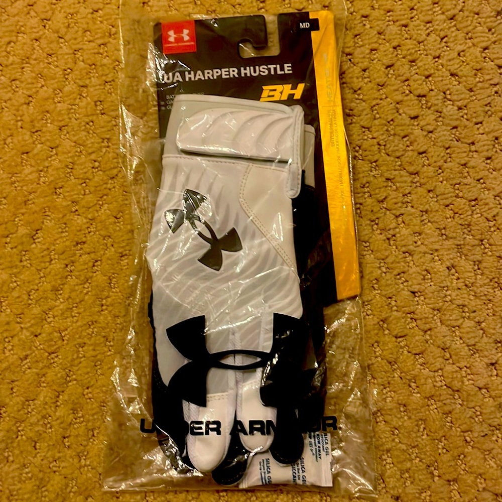 Men’s Under Armour Harper Hustle Batting Gloves